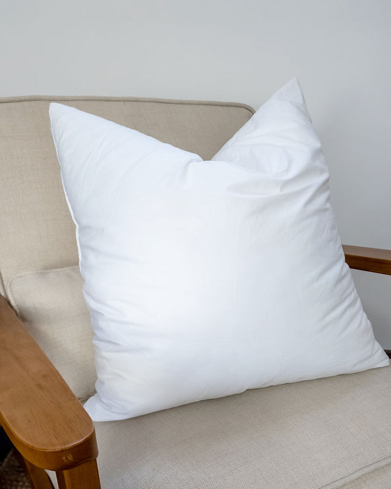 Throw Pillow Inserts Synthetic Down Alternative (Twin Pack)