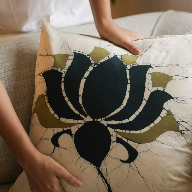 Neluma Throw Pillow - 18" x 18" - Khaki and Forest Green on Ivory