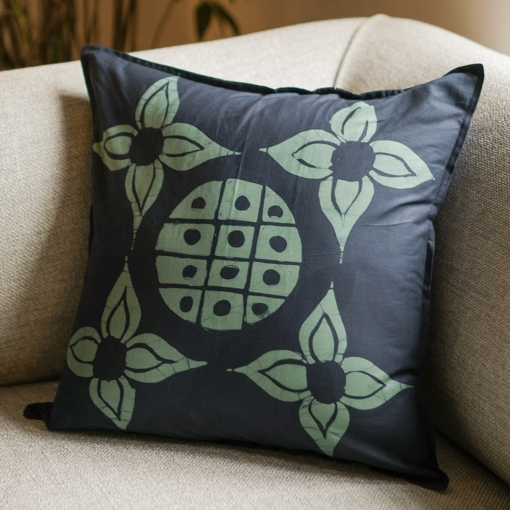 Beeralu Throw Pillow - 18