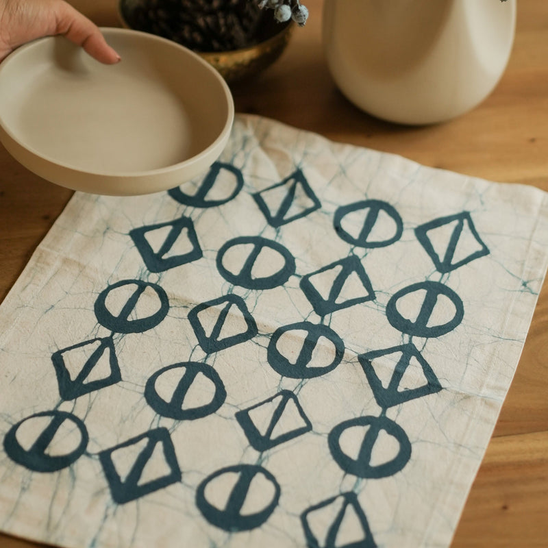 Thrigona Place Mats - 18" x 14" - Teal Blue on Washed Linen