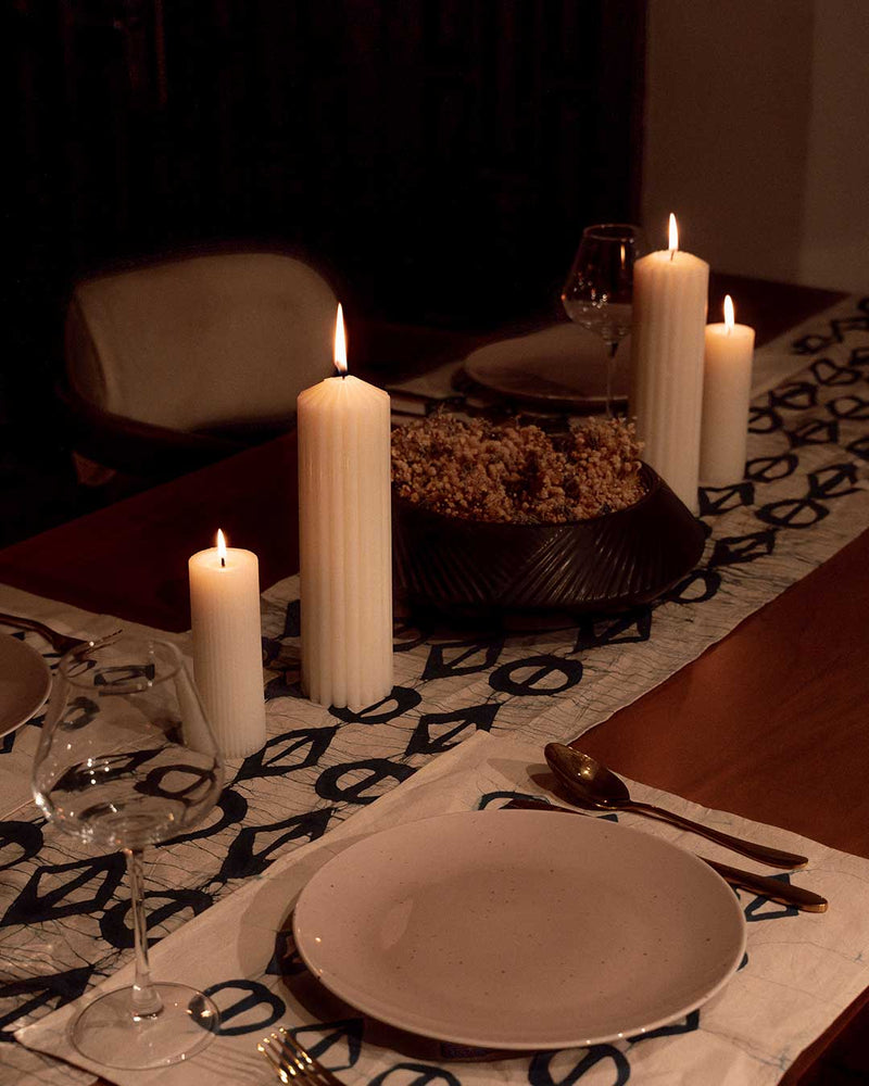 Thrigona Blue Dinning Set (8 seater)