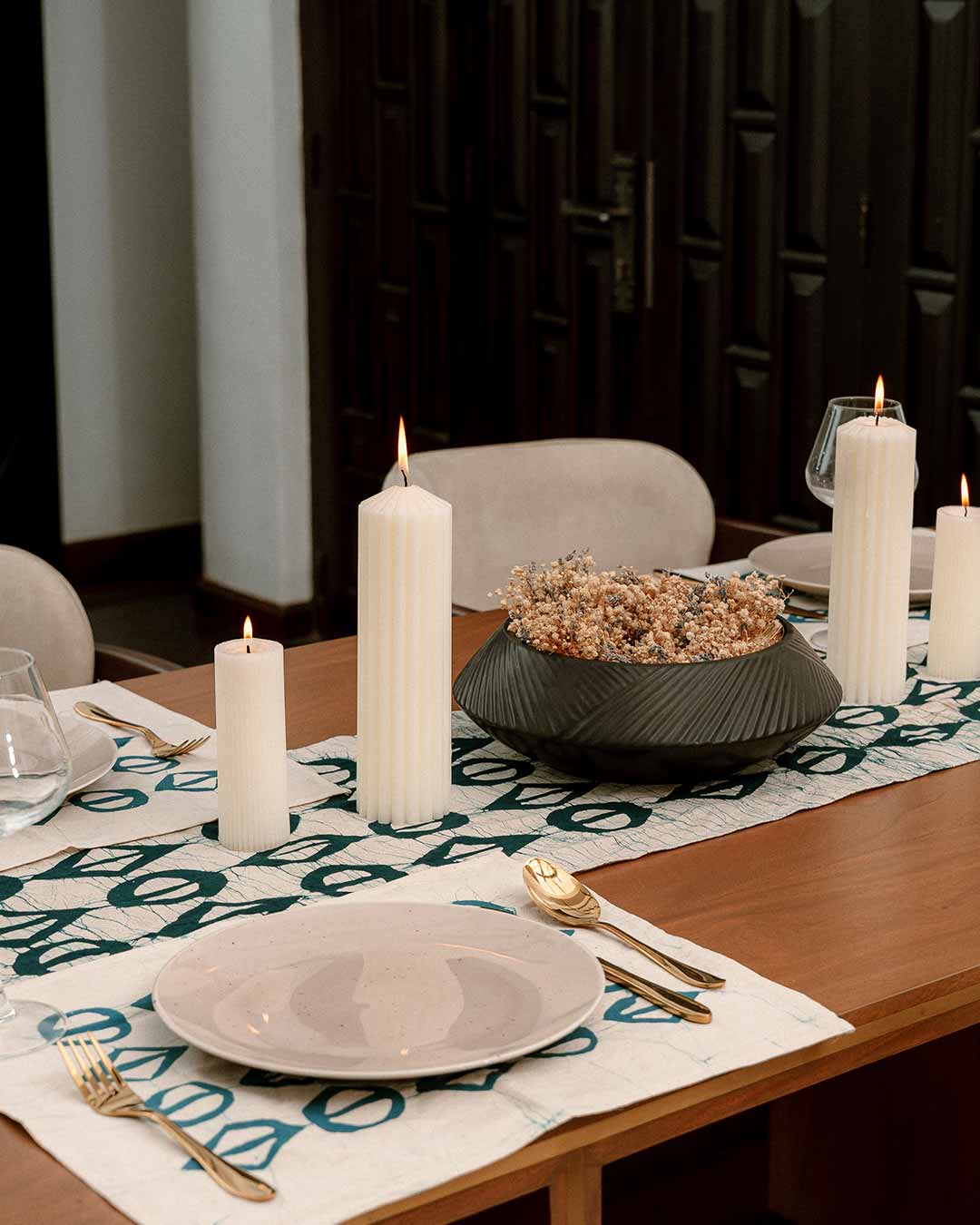 <em>Turn Your Occasion Into</em>
Something Extraordinary